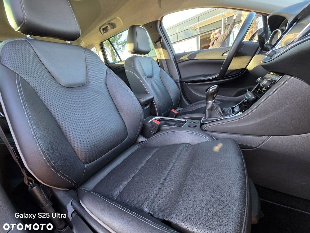Opel Astra 1.6 BiTurbo D (CDTI) Start/Stop Innovation - 32