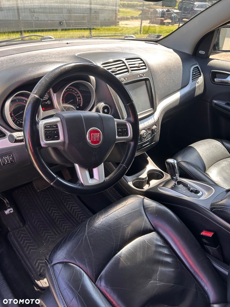 Fiat Freemont 2.0 Multijet Black Code AWD - 24