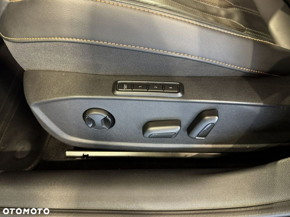 Cupra Formentor - 13