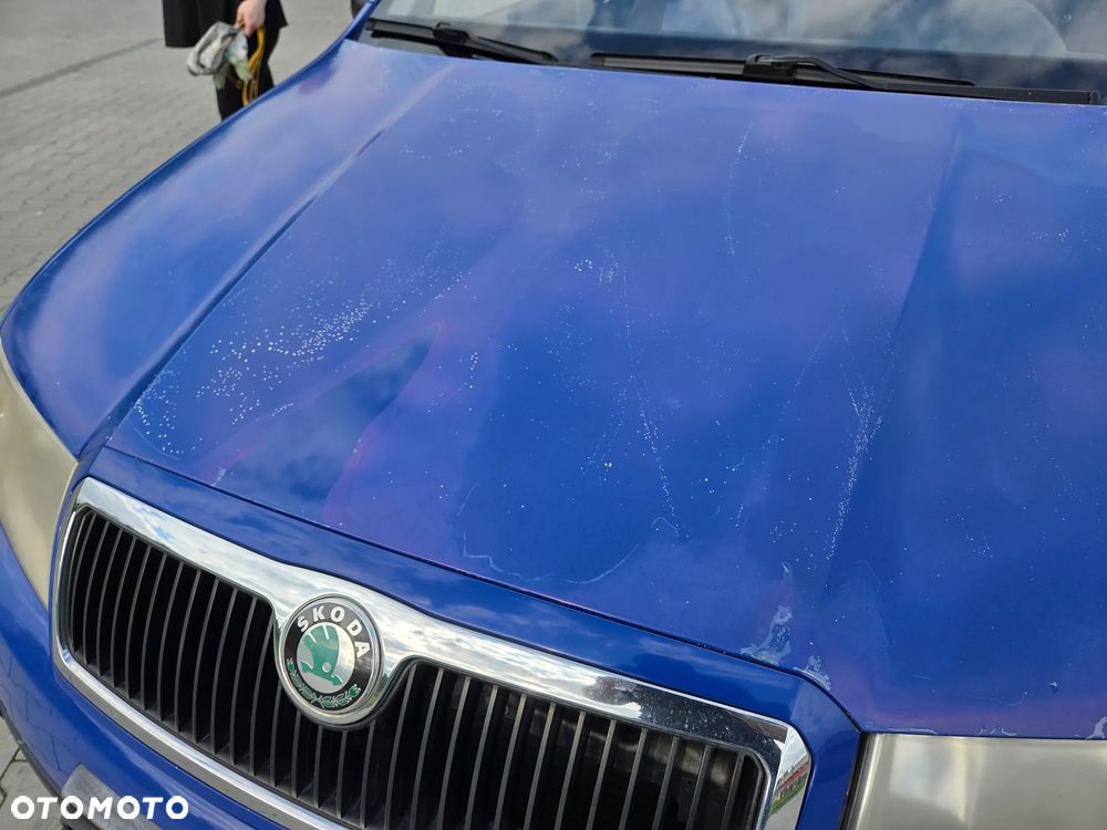 Skoda Fabia 1.4 - 12