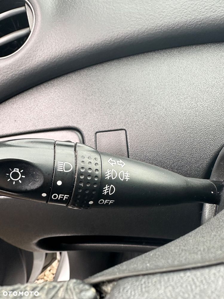 Toyota Yaris 1.4 D-4D Luna - 9