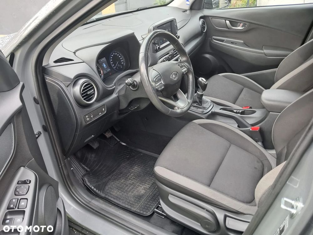 Hyundai Kona - 12