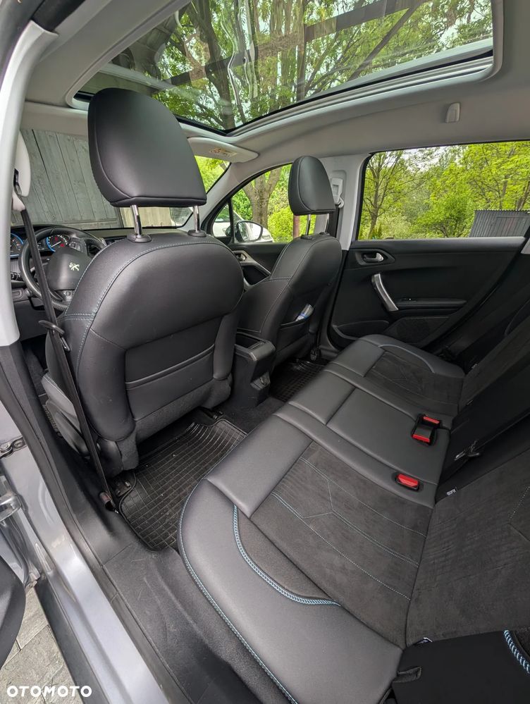 Peugeot 2008 PureTech 110 Stop&Start EAT6 Crossway - 11
