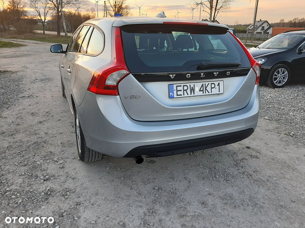 Volvo V60 D2 Summum