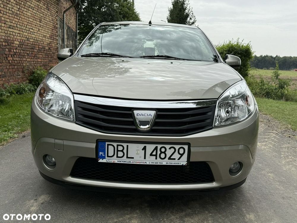 Dacia Sandero 1.2 16V 75 Celebration - 7