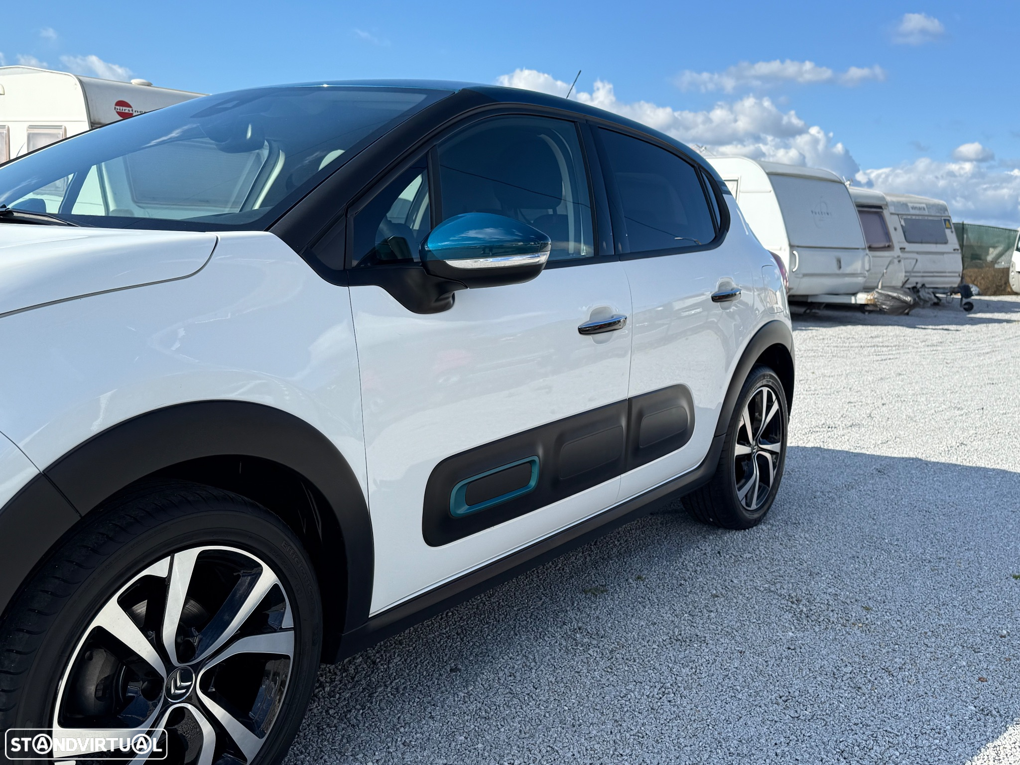 Citroën C3 1.2 PureTech Shine - 15