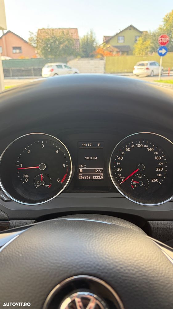 Volkswagen Jetta - 6
