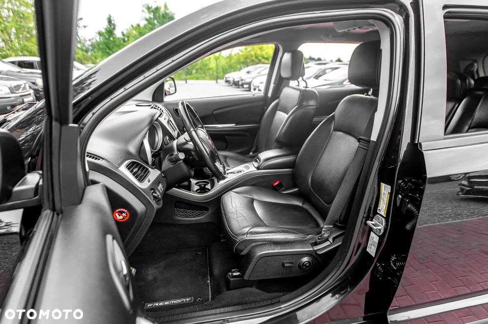 Fiat Freemont 3.6 V6 Lounge - 24