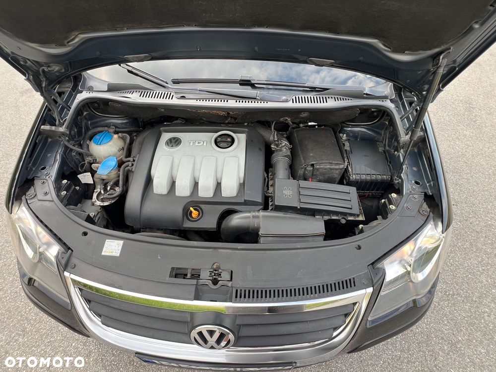 Volkswagen Touran 1.9 TDI - 23