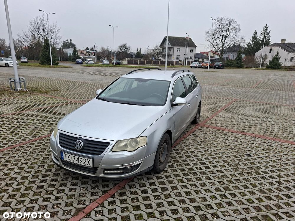 Volkswagen Passat 1.9 TDI DPF Comfortline - 1