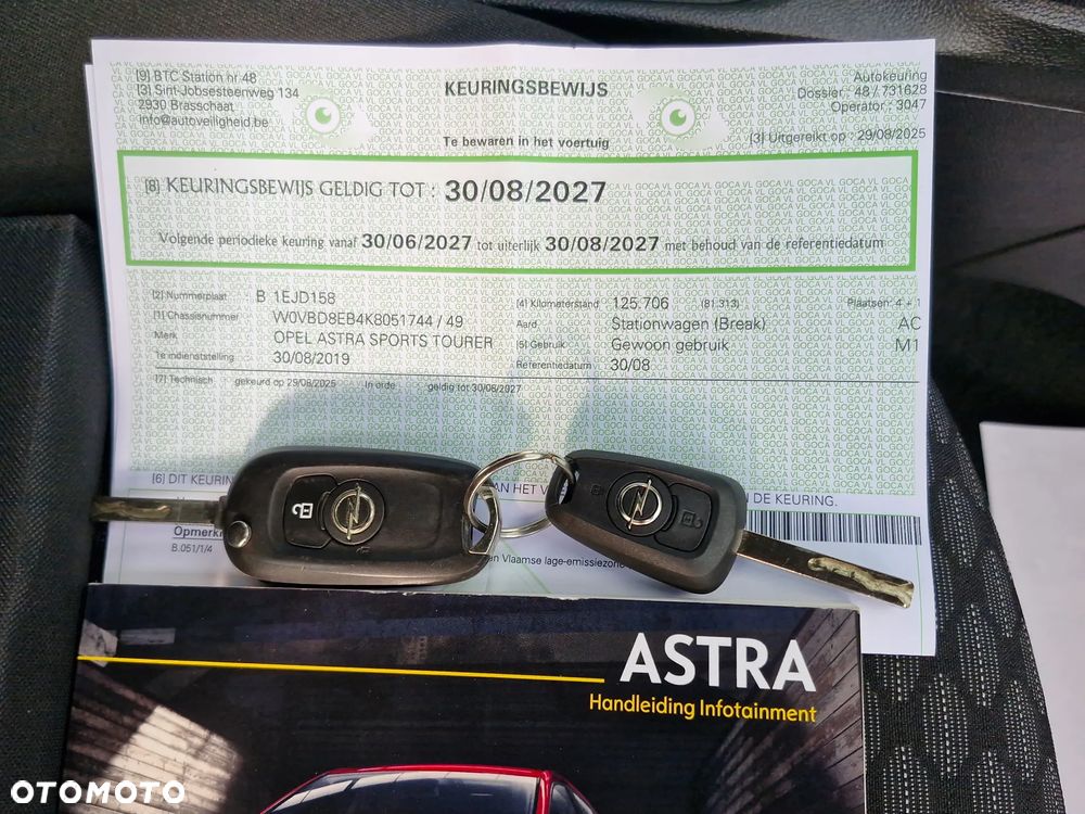 Opel Astra 1.4 Turbo Dynamic - 29