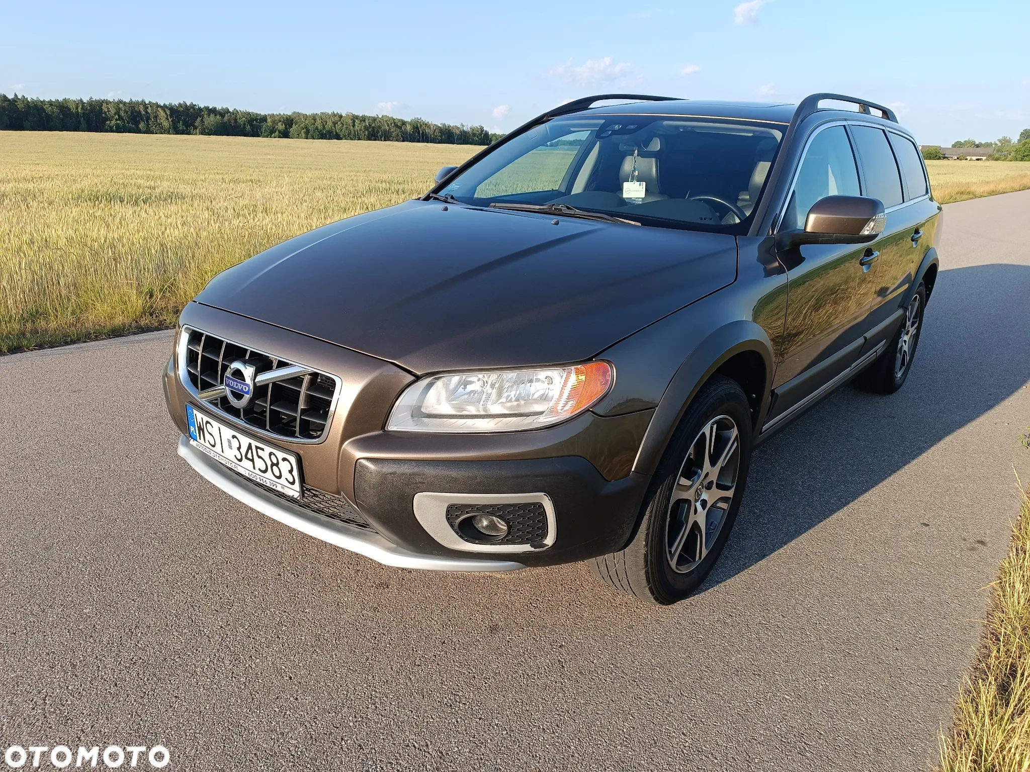Volvo XC 70 3.2 AWD Momentum - 4