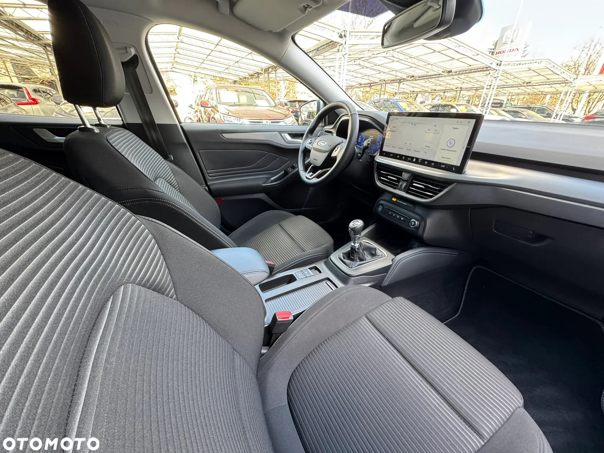 Ford Focus 1.0 EcoBoost Titanium X - 20