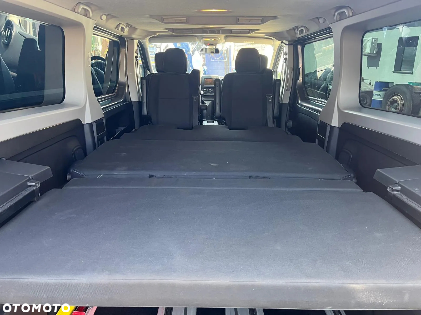 Renault Trafic - 14