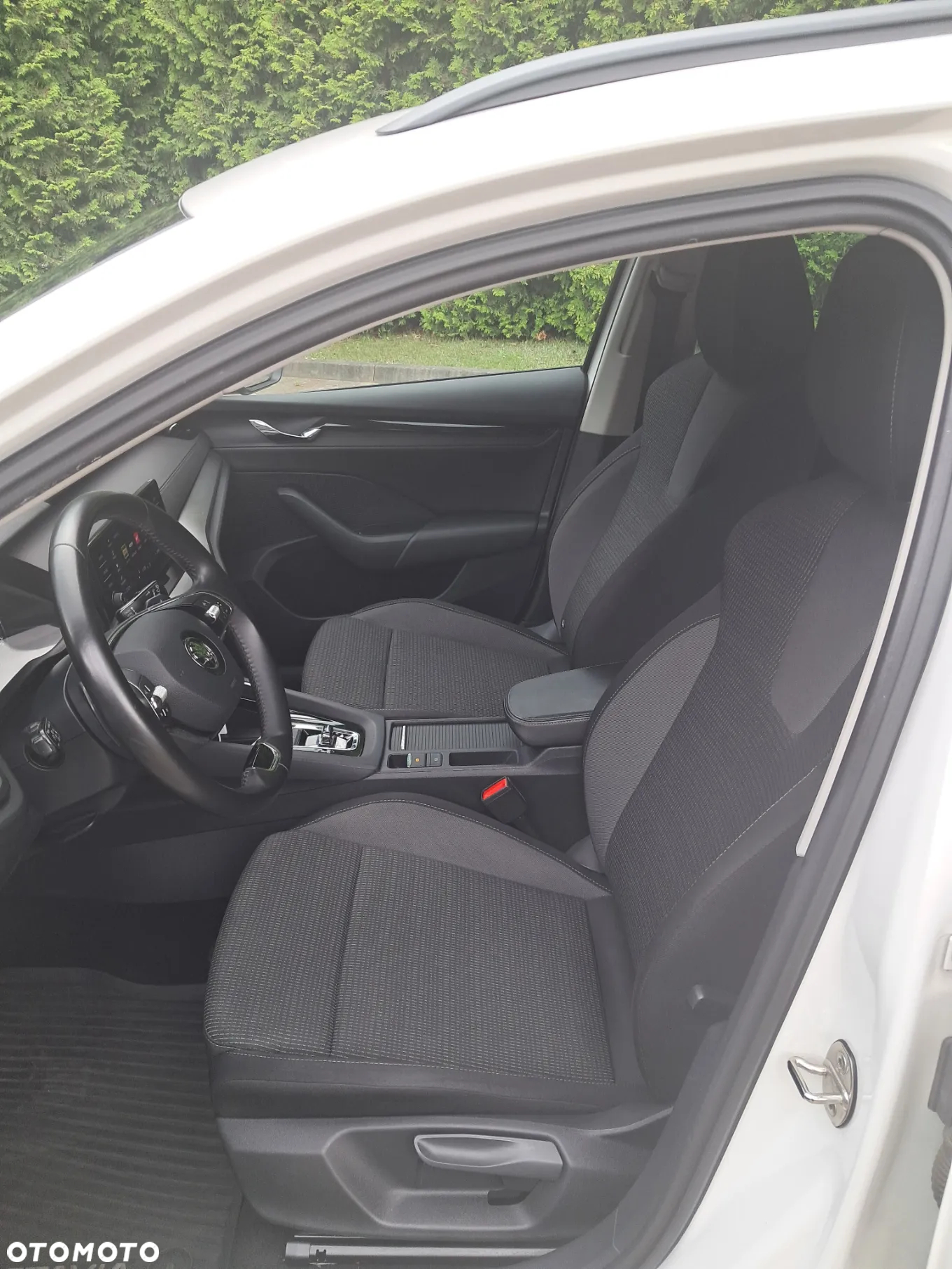 Skoda Octavia 2.0 TDI Ambition DSG - 6