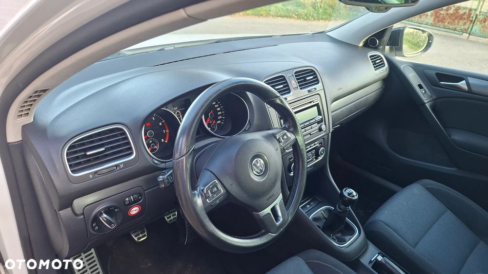Volkswagen Golf - 15