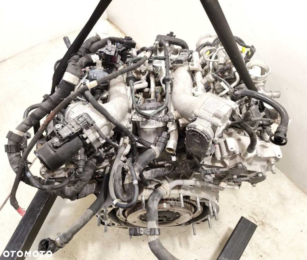 Silnik 3.0 L Nettuno 90 z Maserati MC20 Cielo 2023 - 7