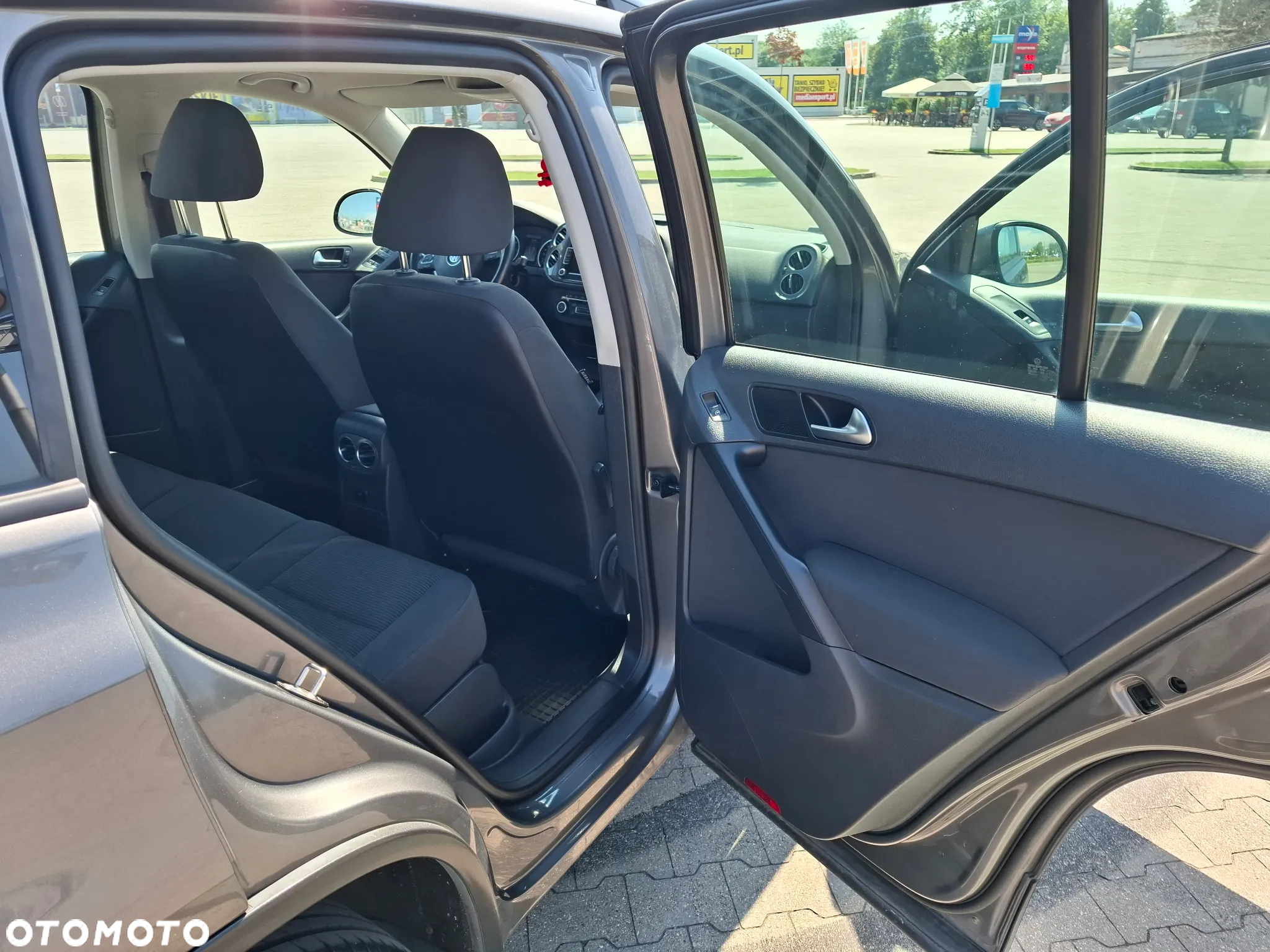 Volkswagen Tiguan 2.0 TDI DPF BlueMotion Technology CityScape - 16