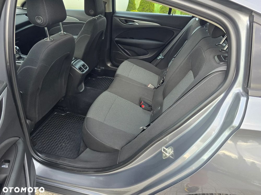 Opel Insignia 1.6 CDTI Enjoy S&S - 10