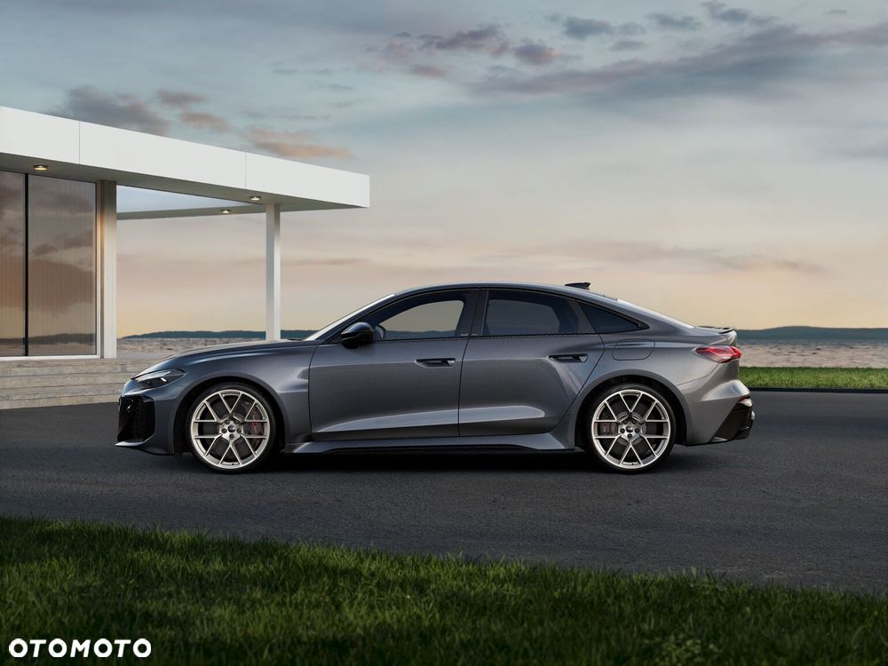 Audi RS5 Limousine - 4