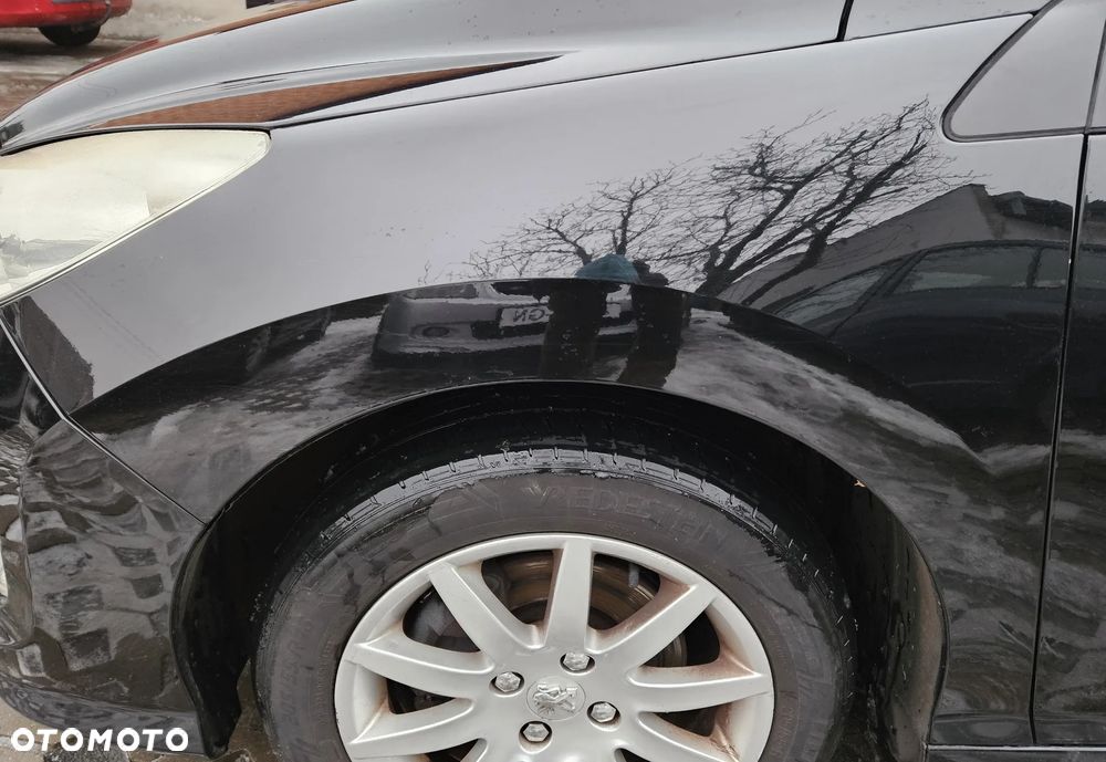 Peugeot 308 T7 błotnik przód przedni  lewy KTVD