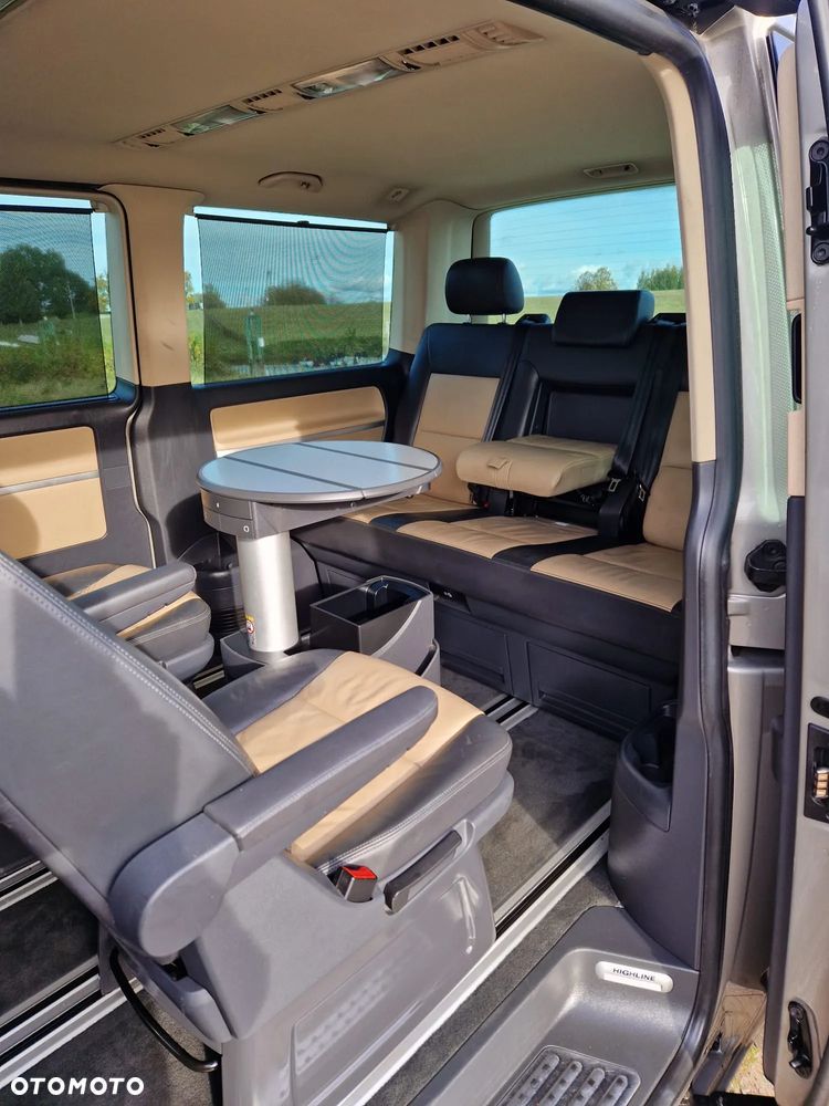 Volkswagen Multivan - 19