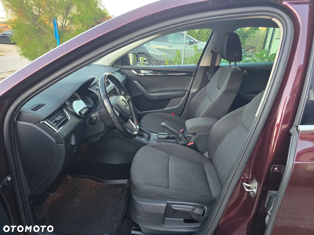 Skoda Octavia 1.5 TSI ACT Style DSG - 7