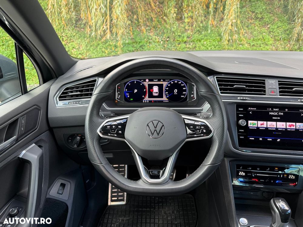 Volkswagen Tiguan 2.0 TDI SCR 4MOTION DSG R-Line - 18