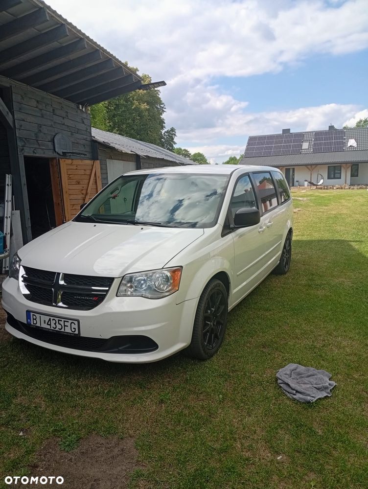 Dodge Grand Caravan - 7
