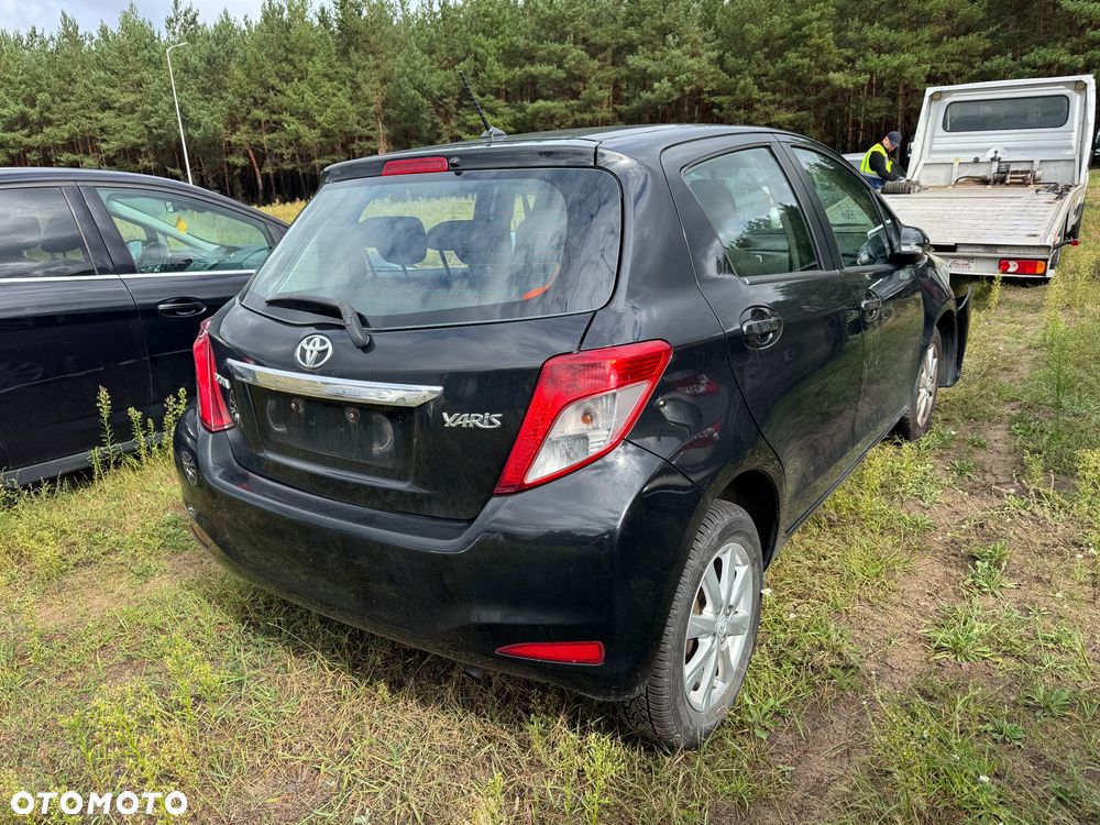 Toyota Yaris 1.0 VVT-i - 6