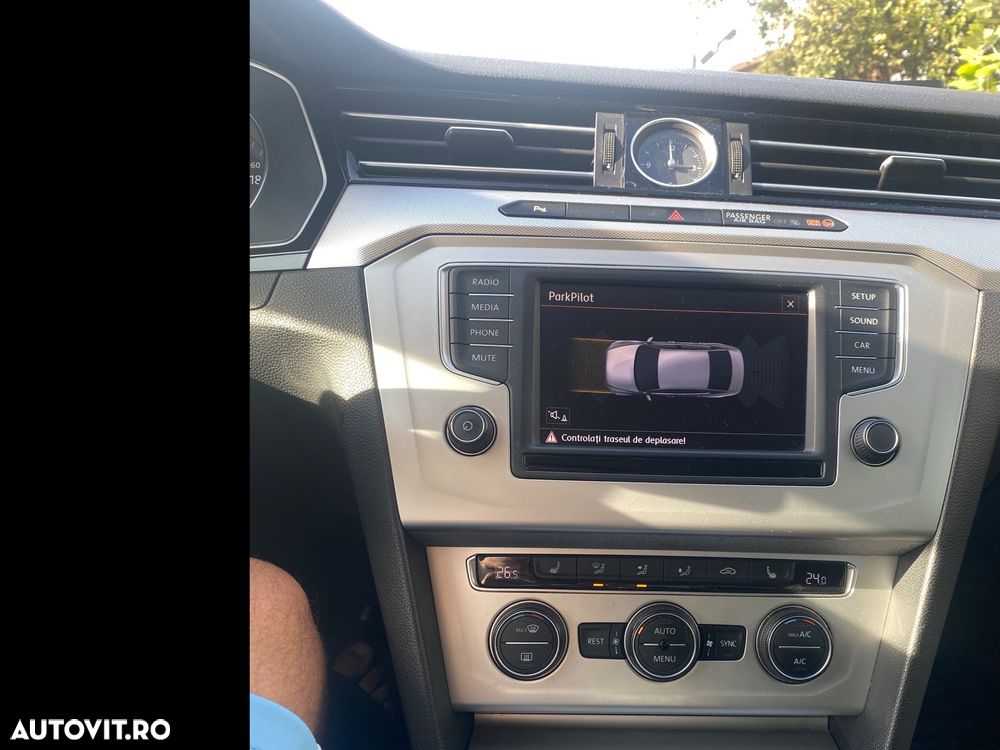 Volkswagen Passat - 3