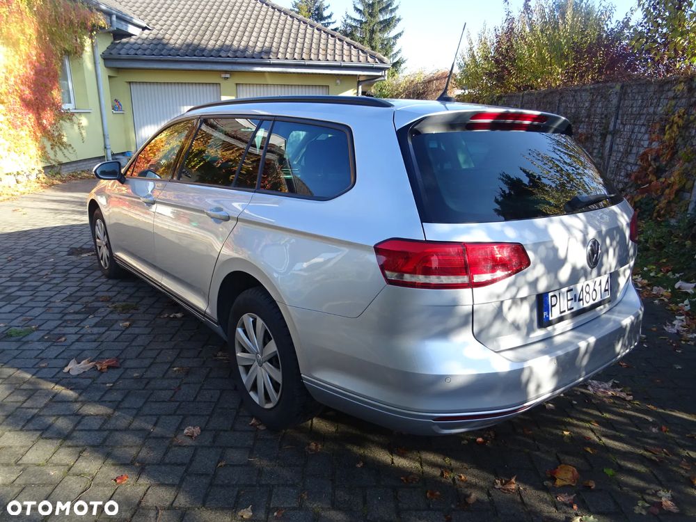 Volkswagen Passat 2.0 TDI BMT Comfortline DSG - 9