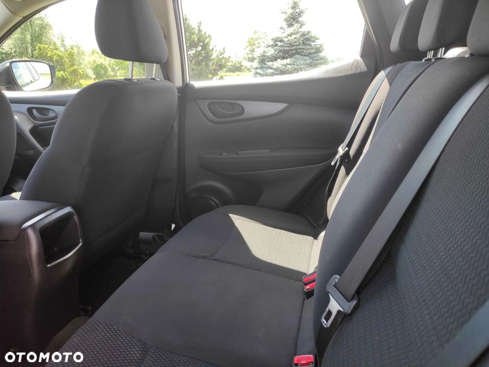 Nissan Qashqai 1.2 DIG-T Visia EU6 - 9