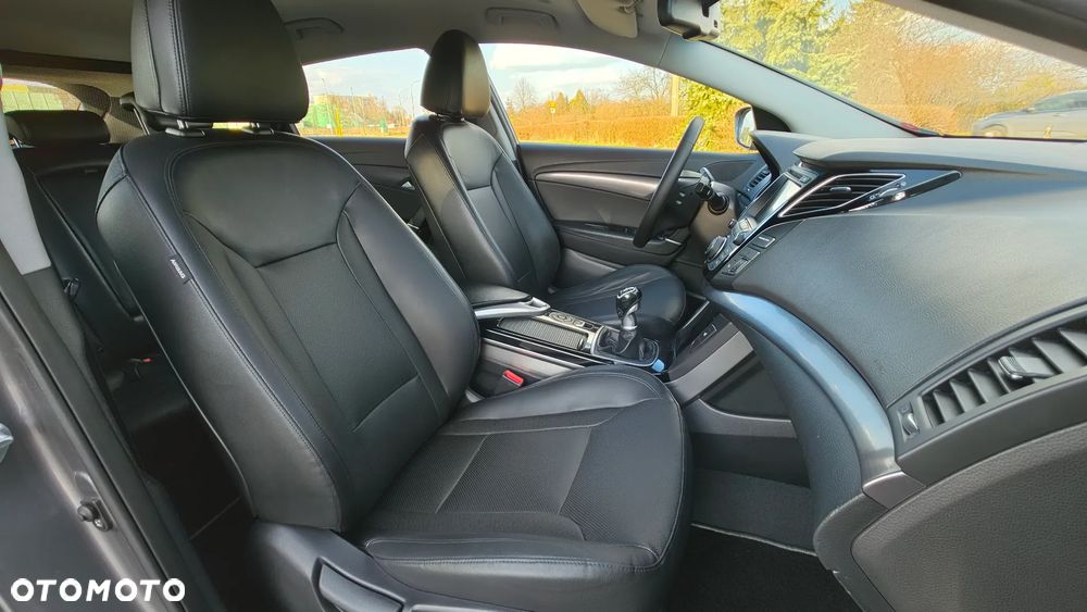 Hyundai i40 Kombi 1.7 CRDi Premium - 32