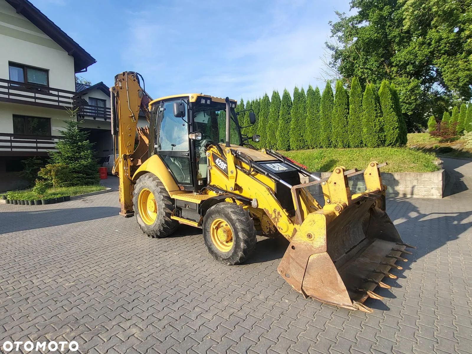 Caterpillar 428F - 1