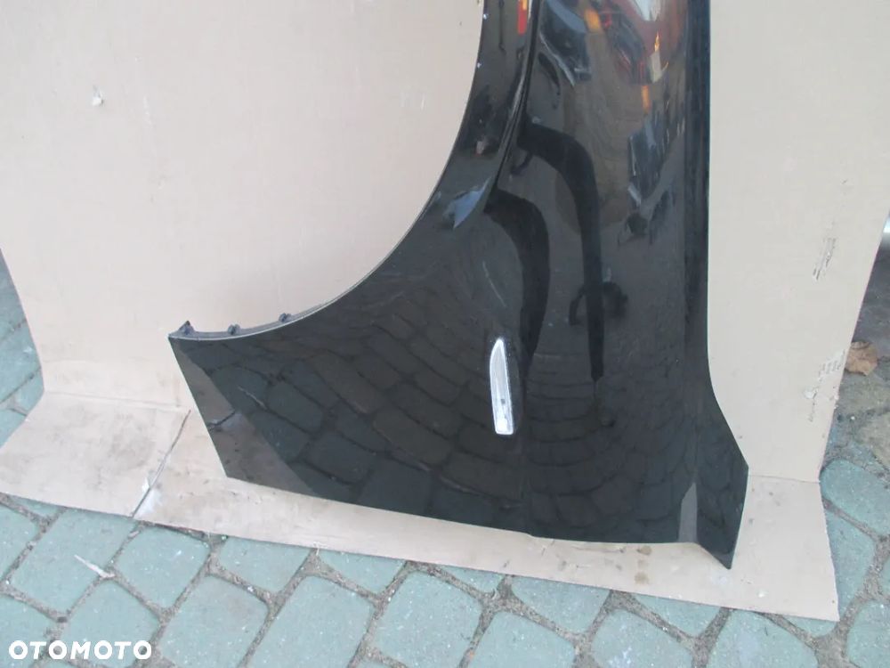 błotnik lewy BMW E65 bez rdzy - 5