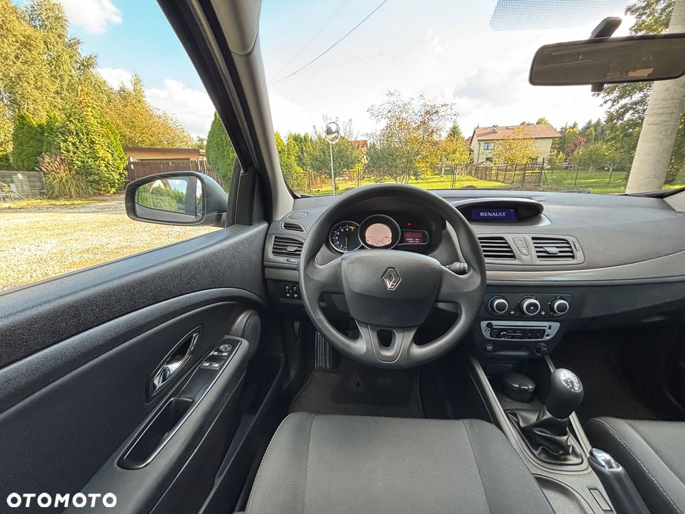 Renault Megane 1.6 16V 100 Expression - 13