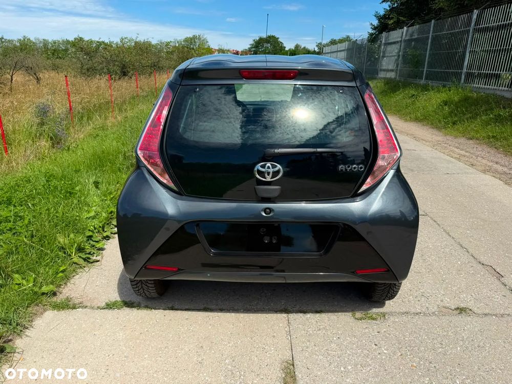 Toyota Aygo 1.0 VVT-i Sprint EU6 - 9