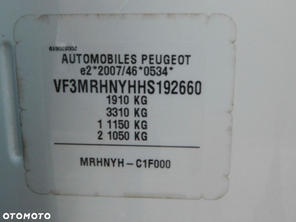 Peugeot 3008 1.2 PureTech Allure Pack S&S - 21