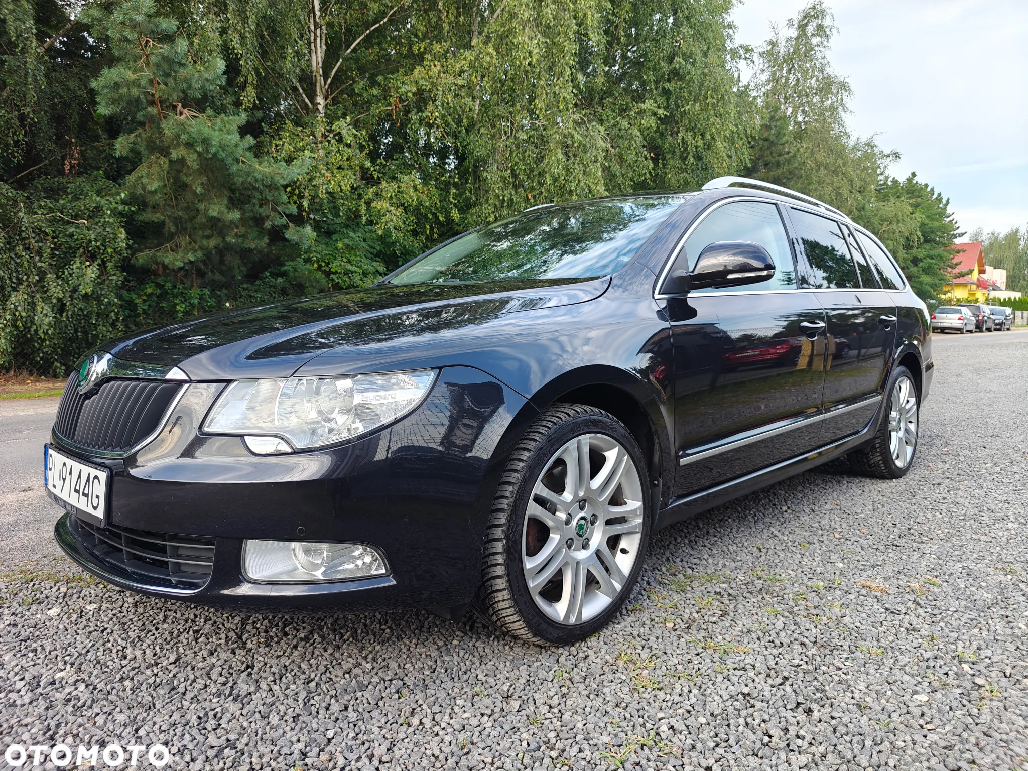 Skoda Superb 2.0 TDI Elegance DSG - 4