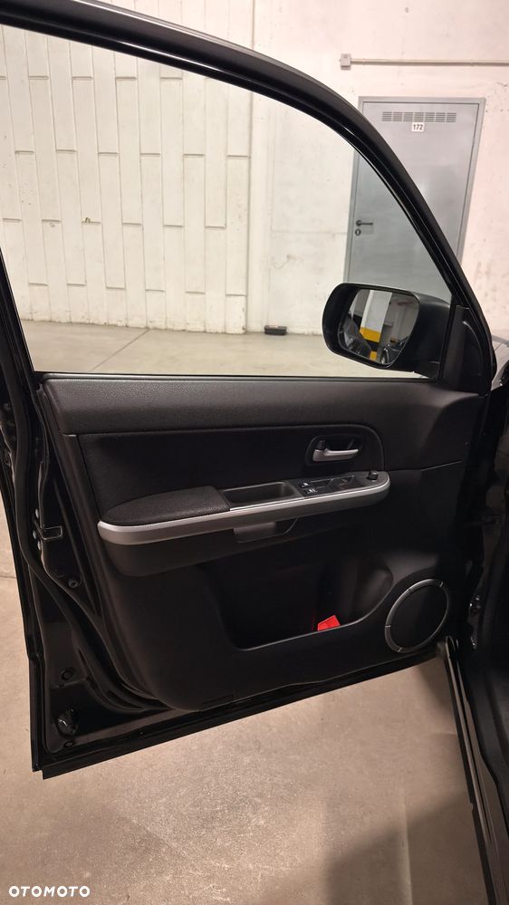 Suzuki Grand Vitara - 16