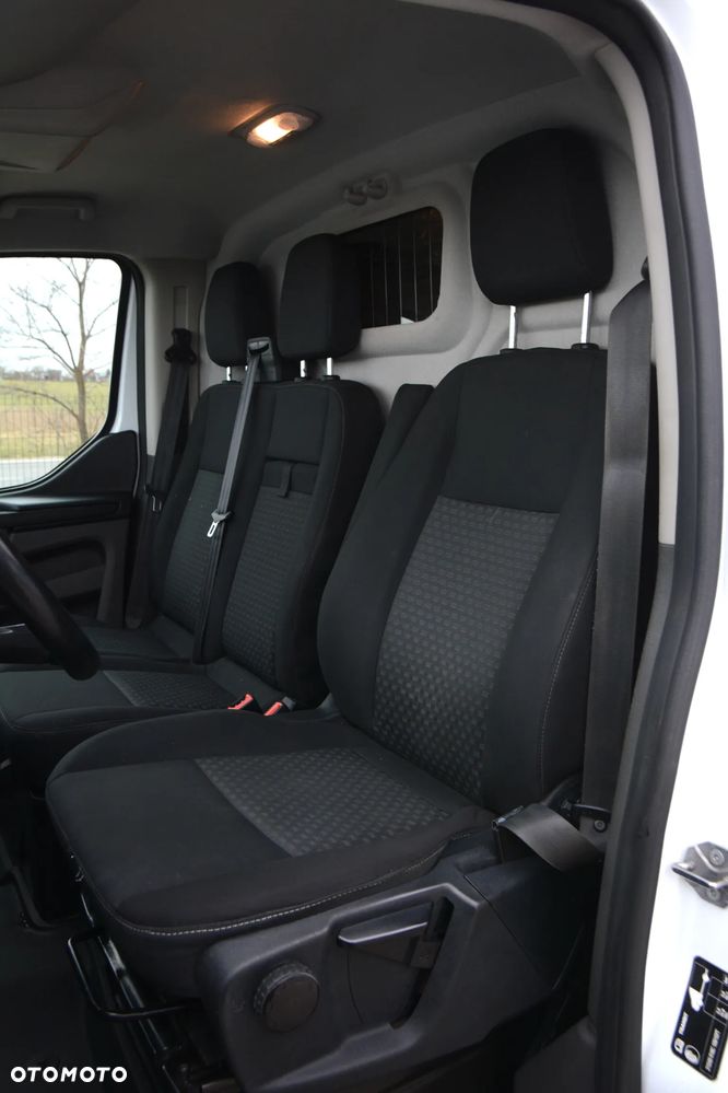 Ford Transit Custom - 16