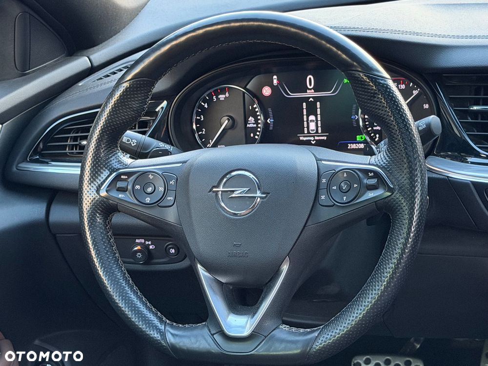 Opel Insignia 2.0 BiTurbo D 4x4 Automatik GSI - 30