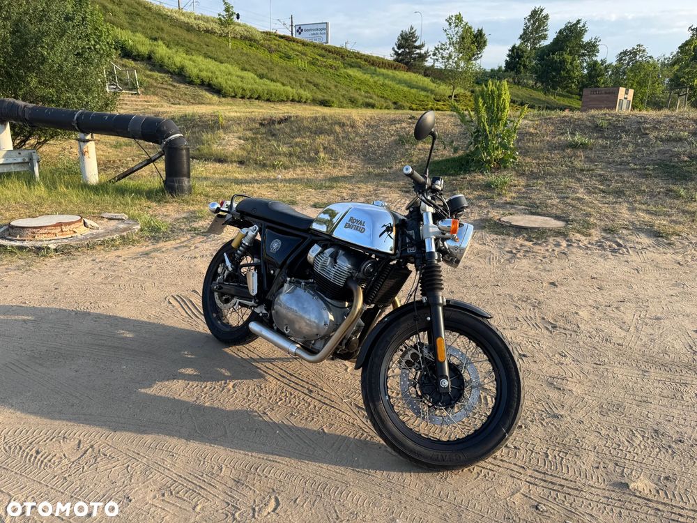 Royal Enfield Continental - 11