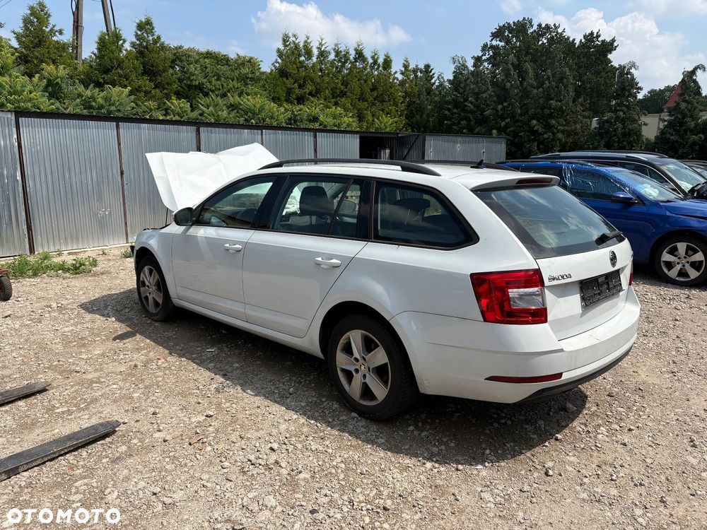 Skoda Octavia 1.5 TSI ACT DSG Ambition - 4