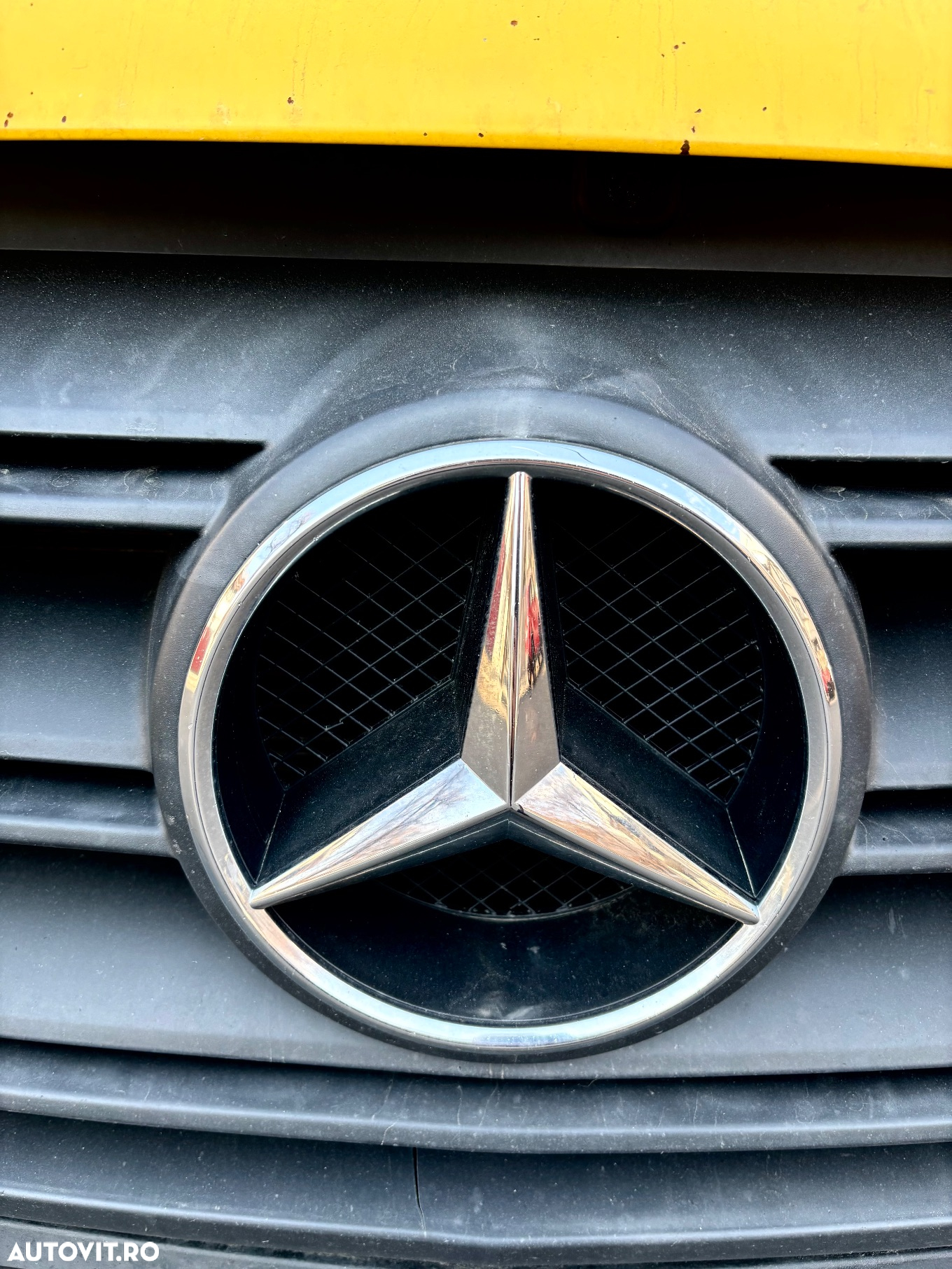 Mercedes-Benz Sprinter - 13