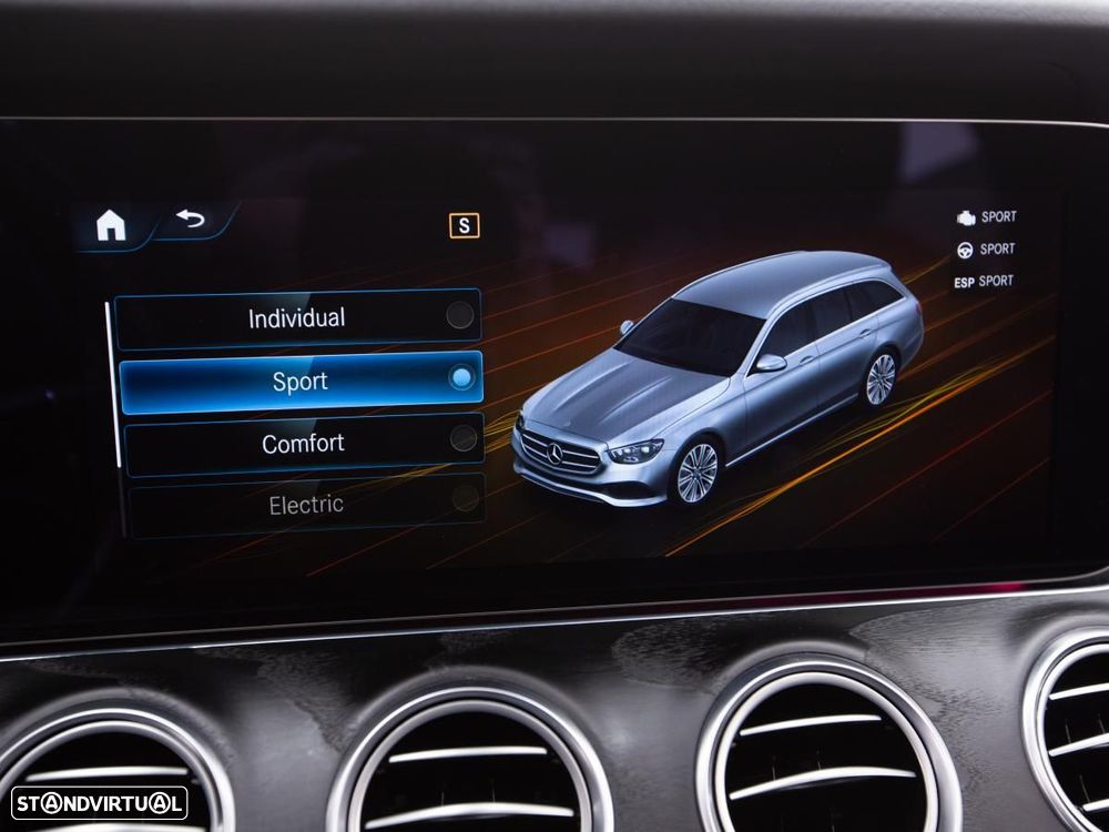 Mercedes-Benz E 300 de 9G-TRONIC AMG Line - 32