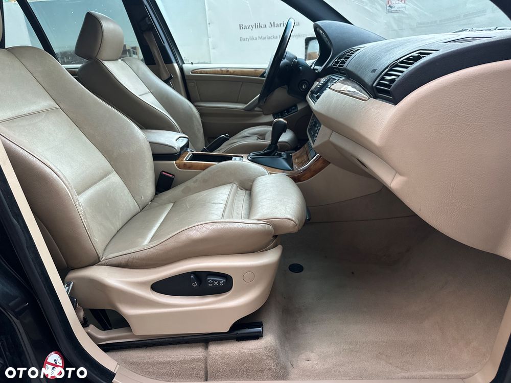 BMW X5 4.4 i Edition Exclusive - 9