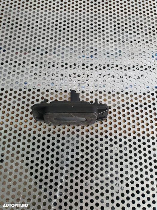 Buton Actuator Deschidere Portbagaj Renault Twingo 2 An 2007/2011 Buton Actuator Deschidere Portbag - 2