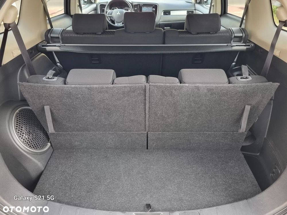 Mitsubishi Outlander 2.0 2WD CVT Edition - 17